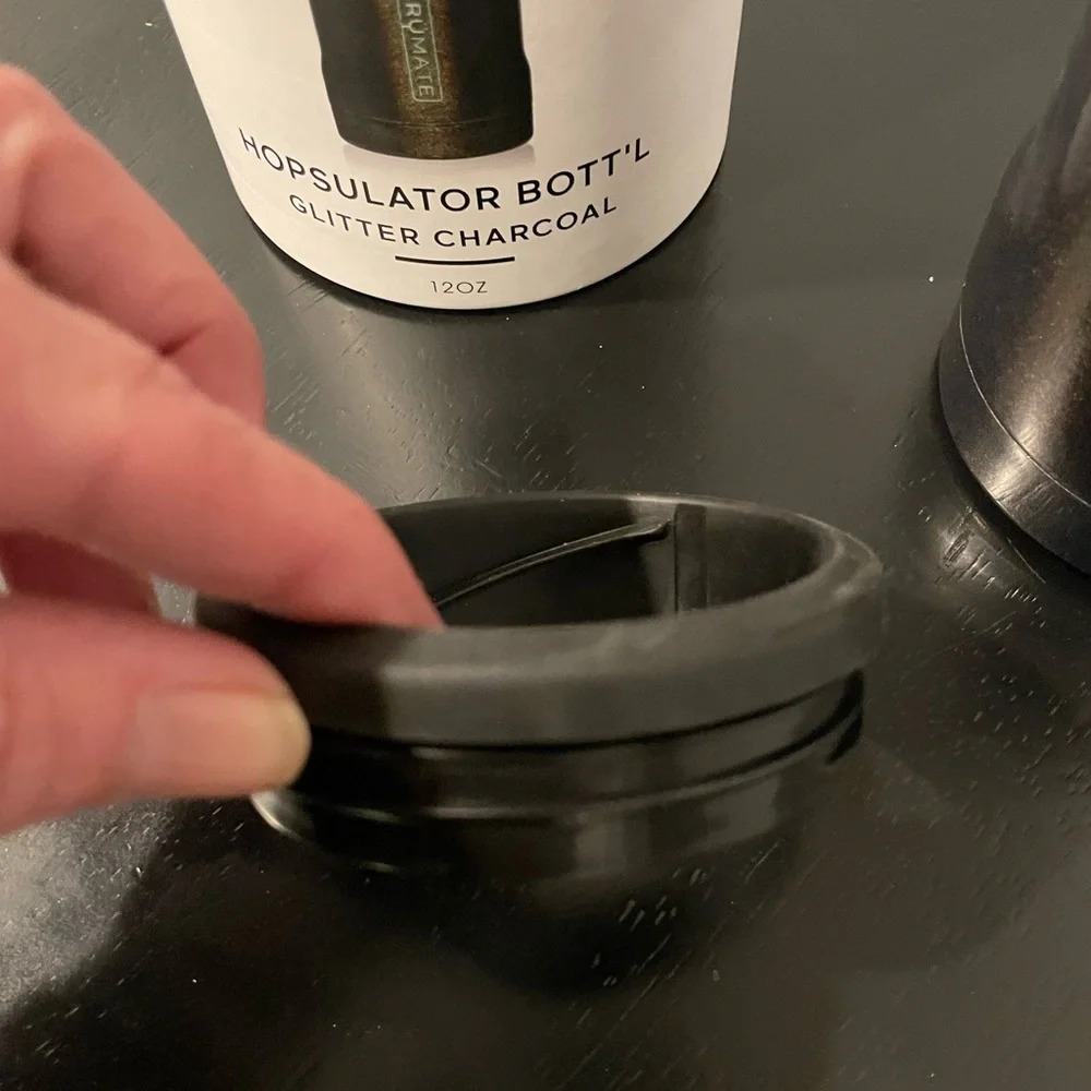 BrüMate Glitter Charcoal Hopsulator 12 oz. NEW! has adapter for bottle or can!